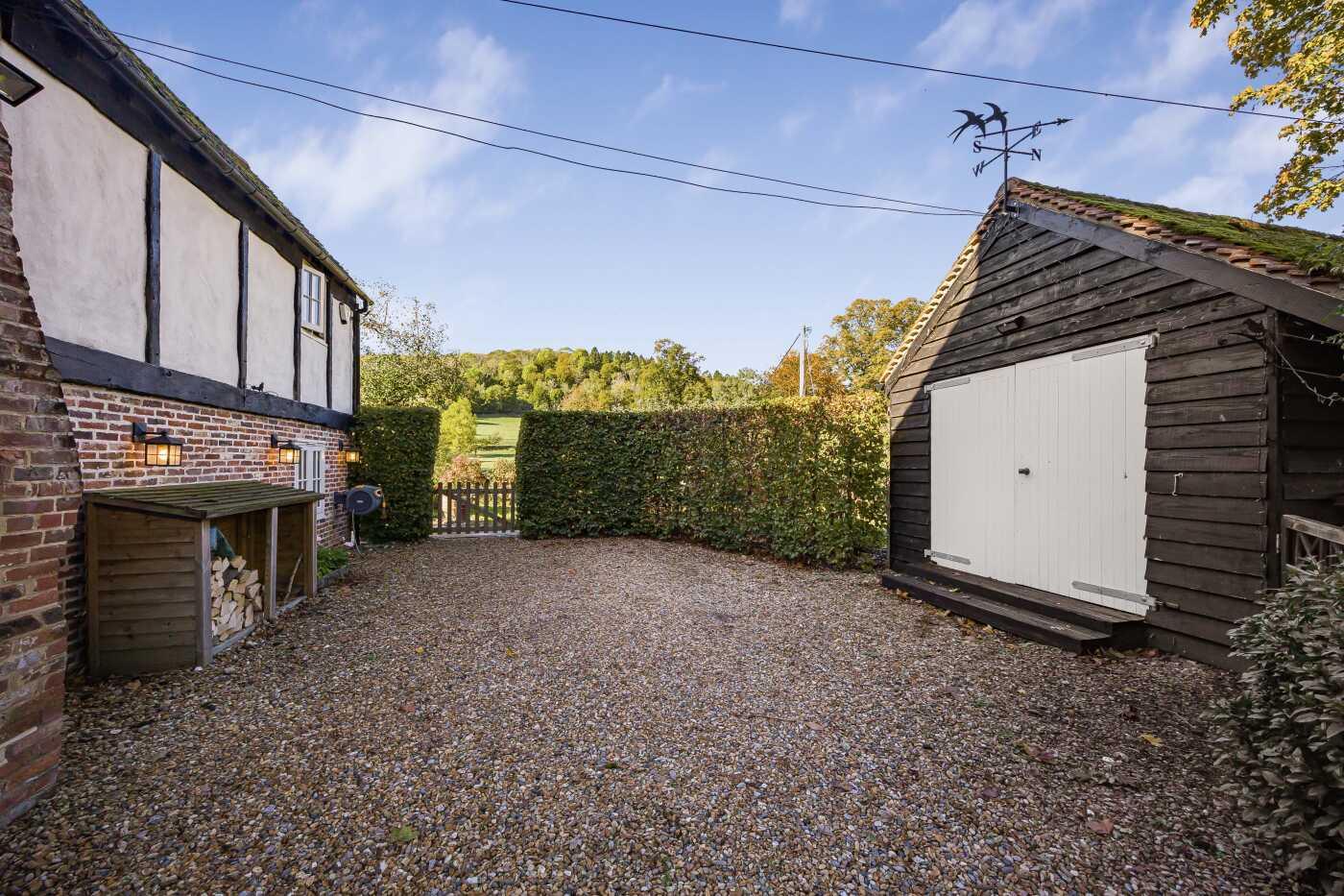 Skirmett, Henley-On-Thames
